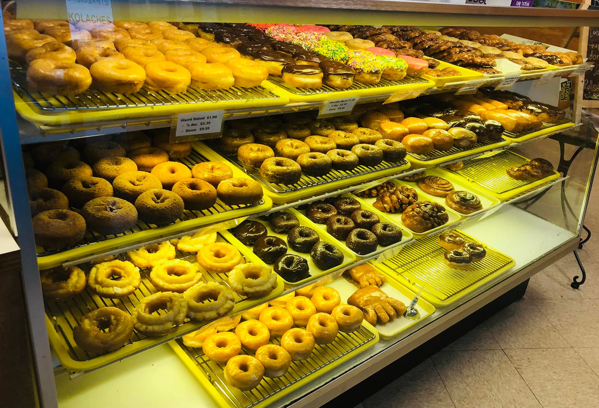 Display full of donut varieties