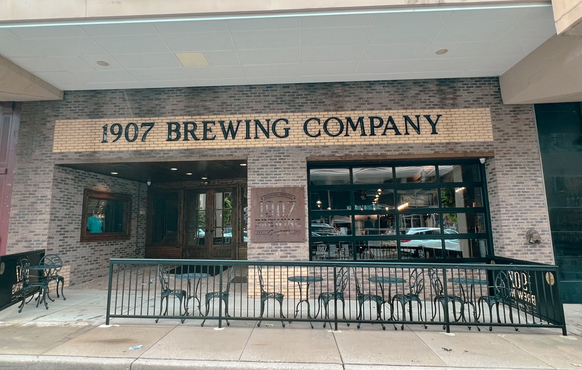 1907 Brewing Company Entrance 