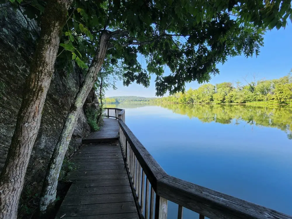 walkway on the quarry at Ijams nature center in knoxville tn