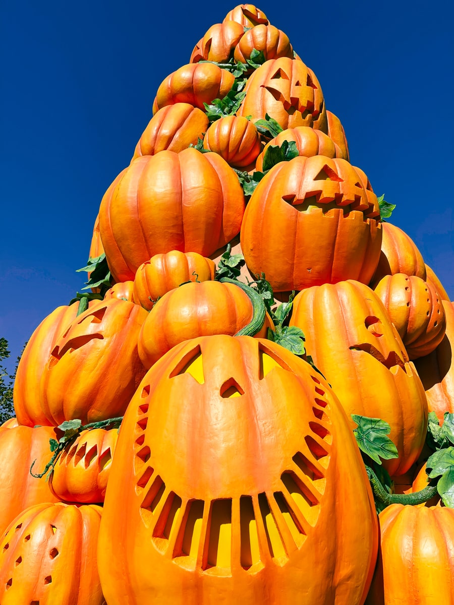 The Great Pumpkin Tower found in the center of the Dollywood