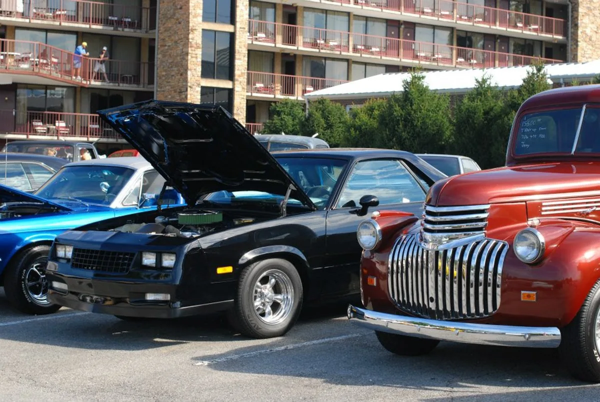 Class Cars at the Rod Run in Pigeon Forge TN 