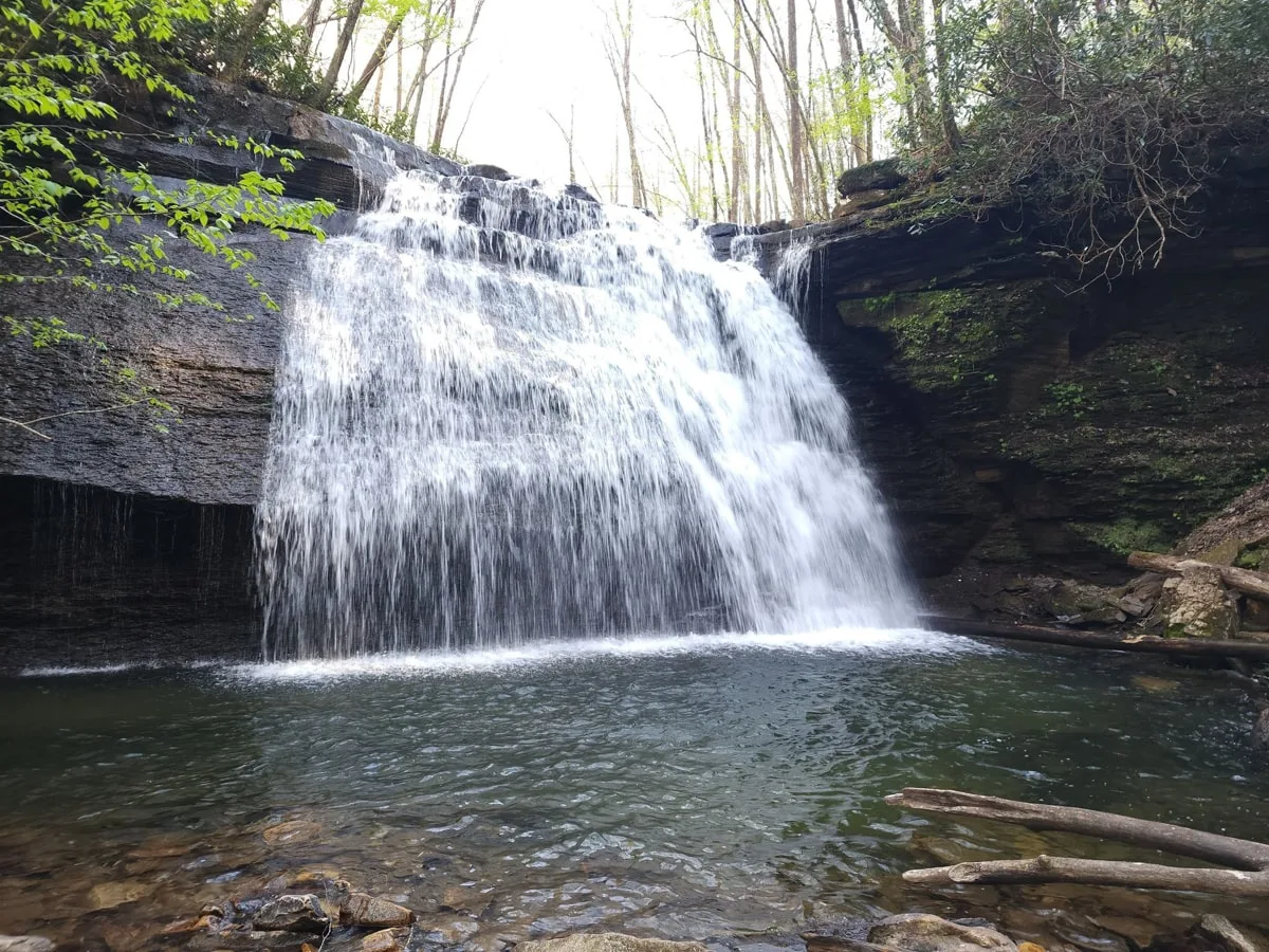 Little Stony Falls wide waterfall plunging into a pool of water