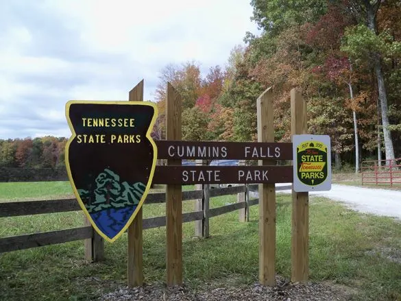 cummins falls state park sign and tennessee state park sign 