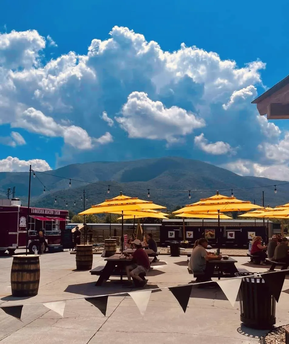 wears valley social food truck park in sevierville tn with the views of the smoky mountains