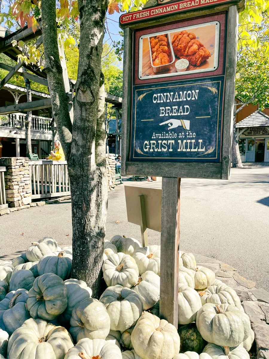 sign to the grist mill cinnamon bread store in dollywood 