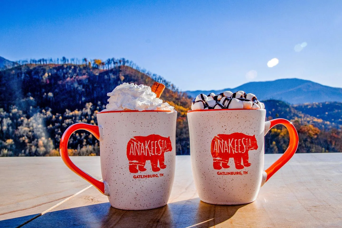 cups of hot chocolate at anakeesta above gatlinburg in the smoky mountains