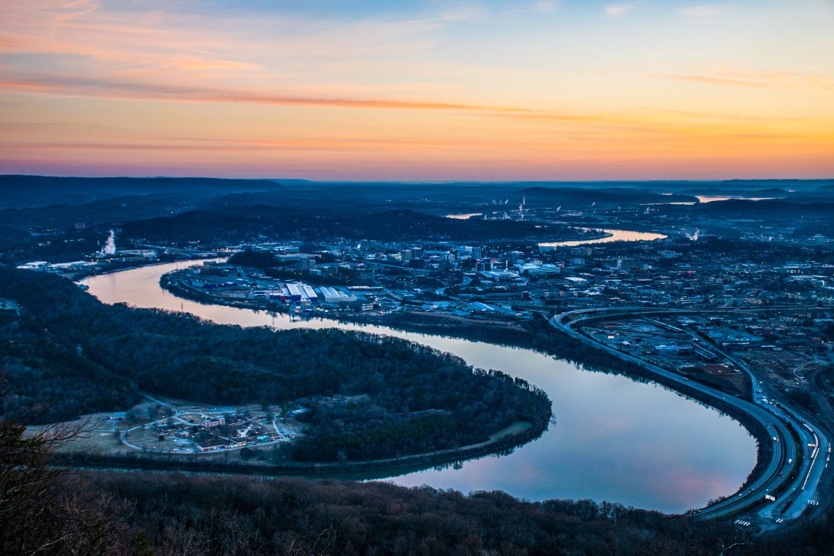 scenic view of chattanooga and the tennessee river at sunset