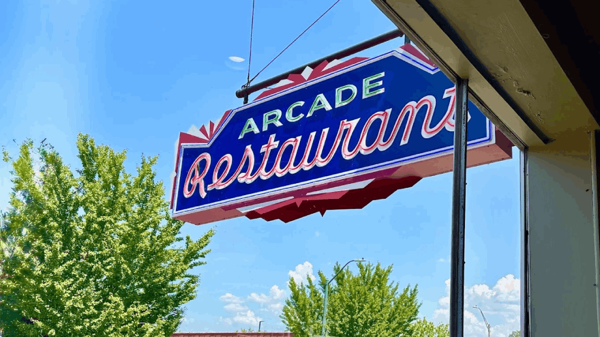 10 Memphis Food Stops That Prove the Bluff City Is a Flavor Capital