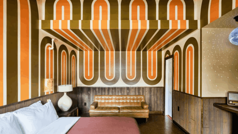 10 Retro Motels in Tennessee With Serious Throwback Vibes