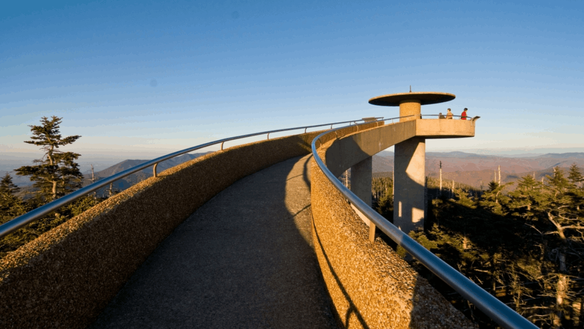 10 Smoky Mountain Experiences Near Pigeon Forge That Are Actually Worth It