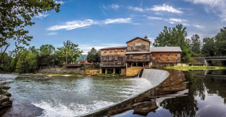 10 Easy Day Trips From Nashville You Can Take This Weekend