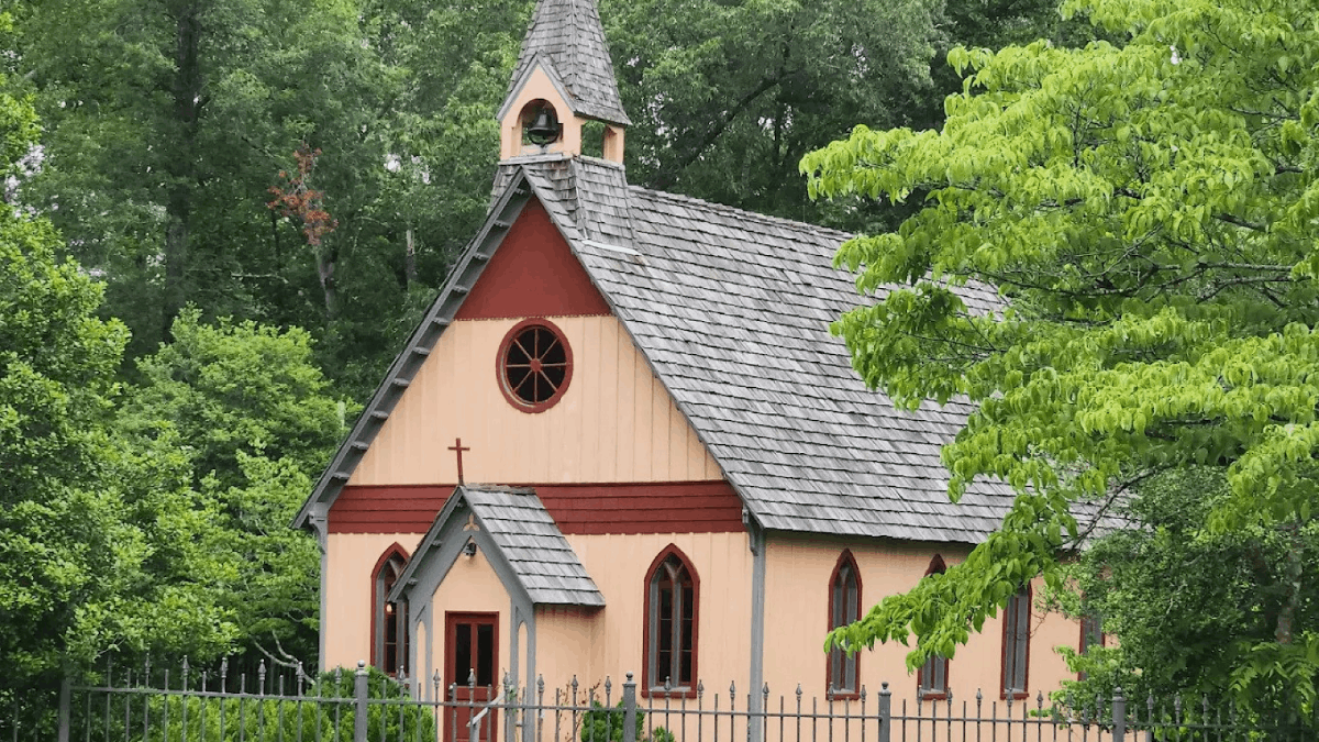 This Tiny Tennessee Town Is Easy to Miss—But You'll Regret Skipping It