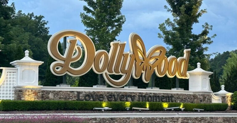 A Complete Guide to Dollywood, According to Dolly Parton Herself