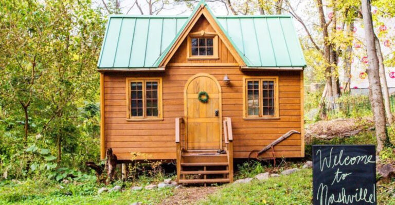 This Cottagecore Tiny Home Is My Favorite Airbnb in South Nashville