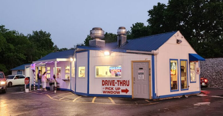 This Old-Fashioned Tennessee Restaurant Serves Some of the Best Frozen Custard Around