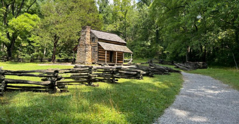 10 Tennessee Mountain Drives That Are Stunning in Every Season