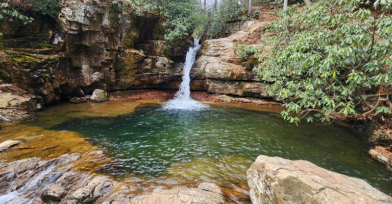 6 Best Swimming Holes in Tennessee (When It’s Hot Hot)