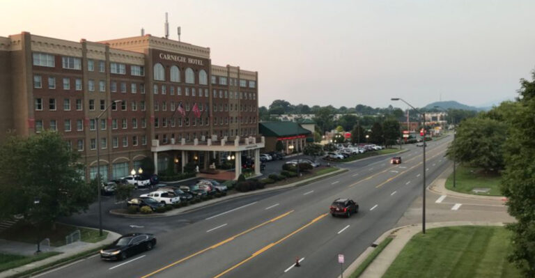 7 Tennessee Towns Where You Can Live Comfortably Without Being Rich