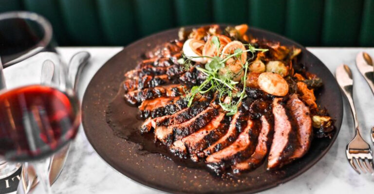 9 Knoxville Restaurants That Are Perfect for a First Date