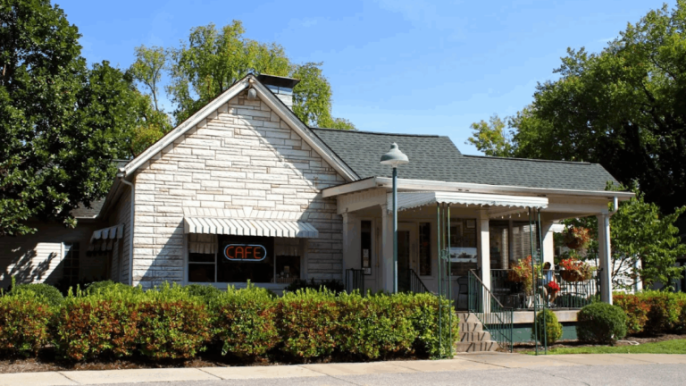 Loveless Café Is 75—and Still Serving Nashville's Favorite Biscuits