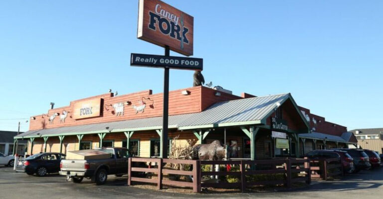 If You’ve Never Tried Fried Alligator, Start at This Tennessee Restaurant
