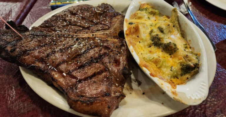 This No-Frills Tennessee Steakhouse Serves One of the Best Steaks in the State