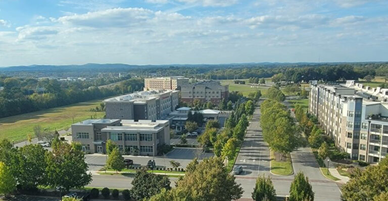 Why So Many People Are Quietly Moving to This Tennessee Town