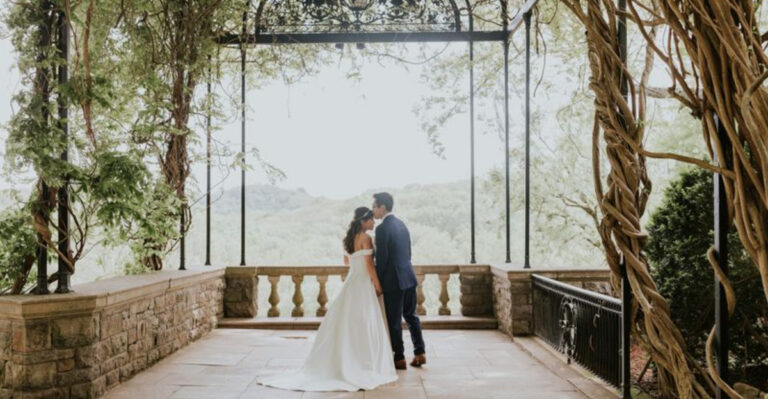 10 Best Places To Propose in Tennessee That Practically Guarantee a Yes