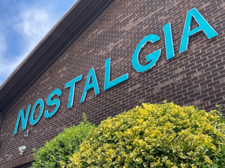 11 Best Antique Shops in Knoxville Worth Digging Through