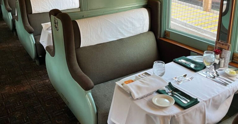 11 Most Unique Valentine’s Dates in Tennessee That Are Weird in the Best Way