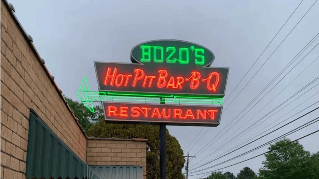 9 Tennessee Roadside Eats So Good, You’ll Plan Your Trip Around Them