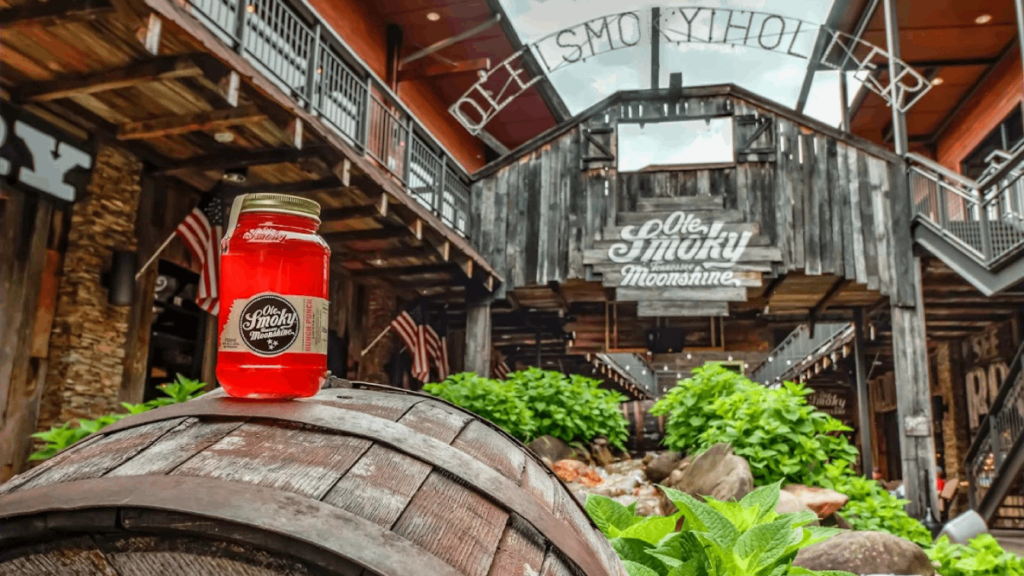 Spend the Afternoon Rocking to Bluegrass at This Tennessee Favorite