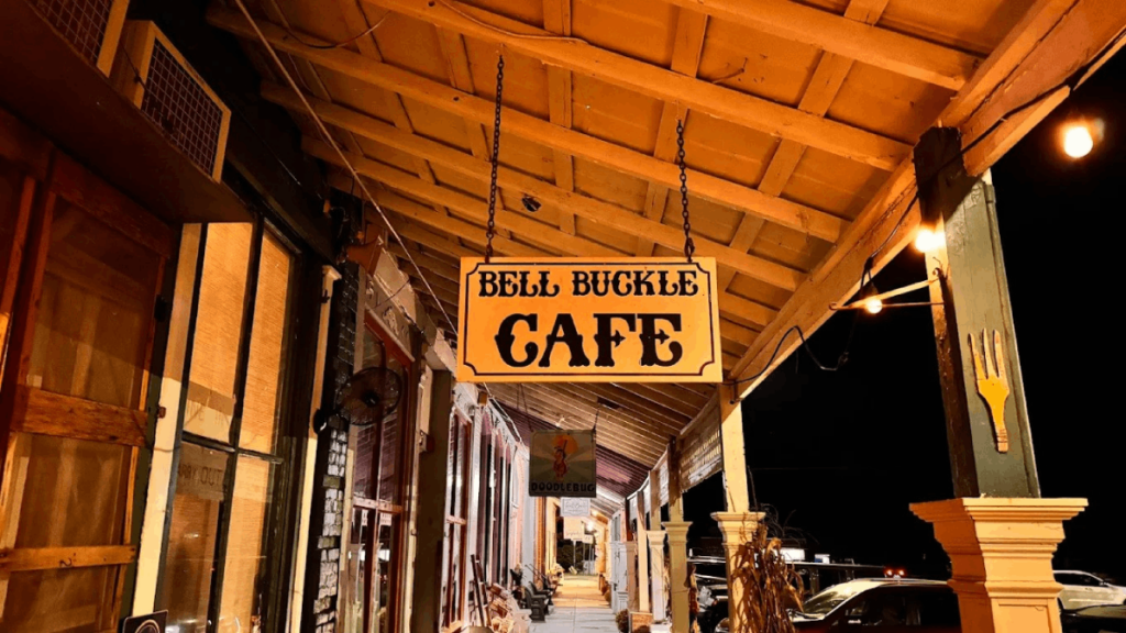 Step Inside Tennessee's Café Where Southern Comfort Comes to Life