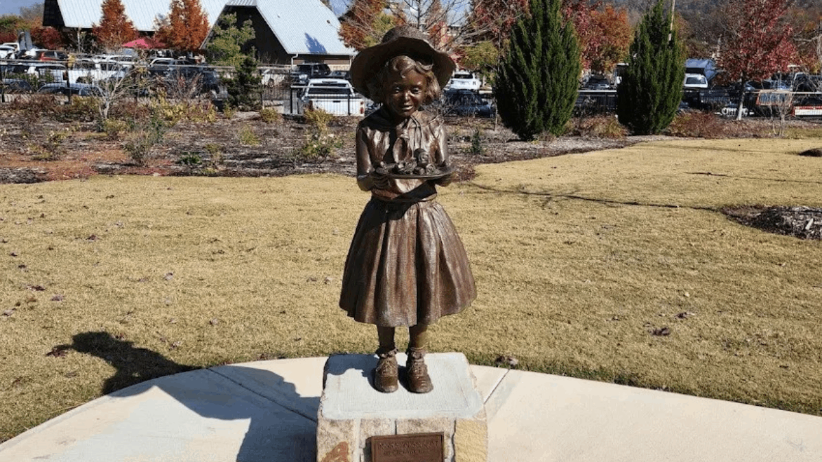 Tennessee's Most Unexpectedly Sweet Park Is Worth the Trip