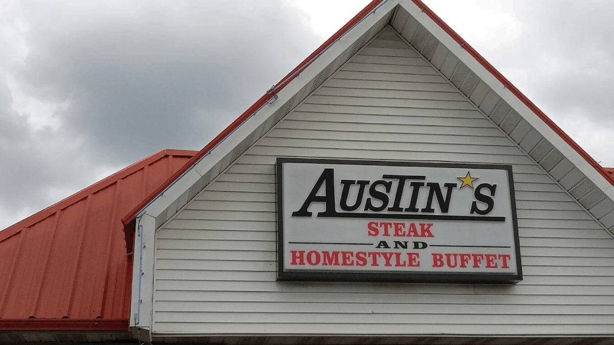 The Unpretentious All-You-Can-Eat Buffet in Tennessee Everyone's Still Talking About