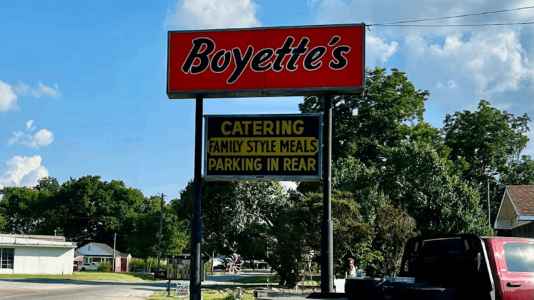 This Tennessee Restaurant Serves Family-Style Catfish So Good, People Drive Miles for It