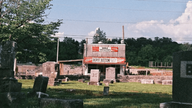 This Tiny Railroad Store in Tennessee Is Famous for Its Down-Home Cooking—And Locals Line Up for the Fried Bologna