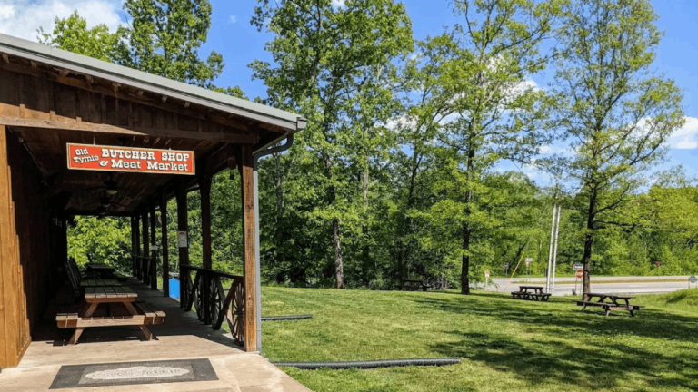 This Tiny Tennessee Shack Is Being Called the Most Authentic BBQ Outside Texas