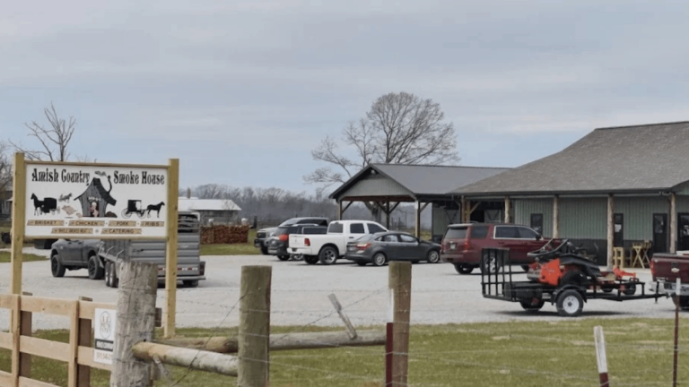We’ve Found 6 Amish Restaurants in Tennessee You’ll Want to Road Trip For