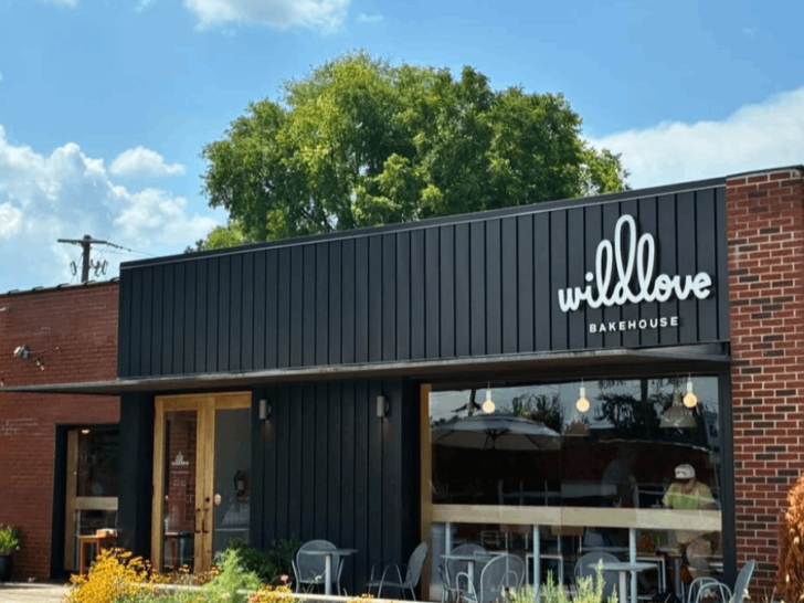 10 Best Spots in Tennessee With Cinnamon Rolls You&rsquo;ll Be Dreaming About, Ranked