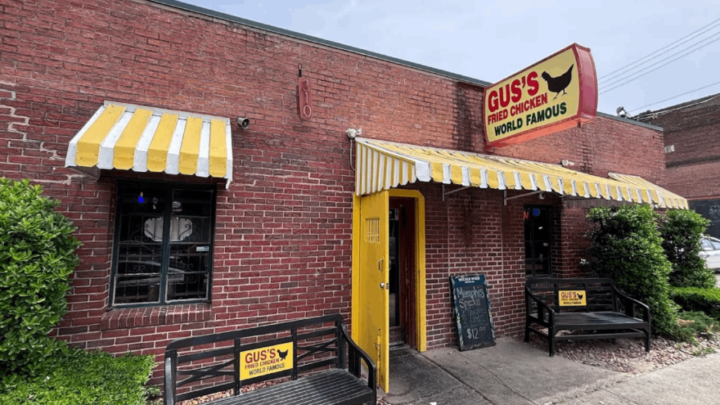 13 Tennessee's Chicken Chains That Locals Call Their Go-To Spots