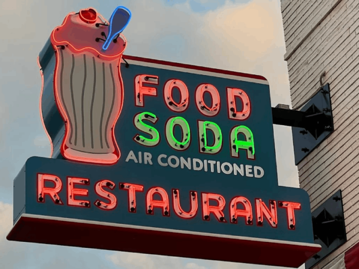 16 Classic Tennessee Restaurants That Still Do Things the Old-Fashioned Way