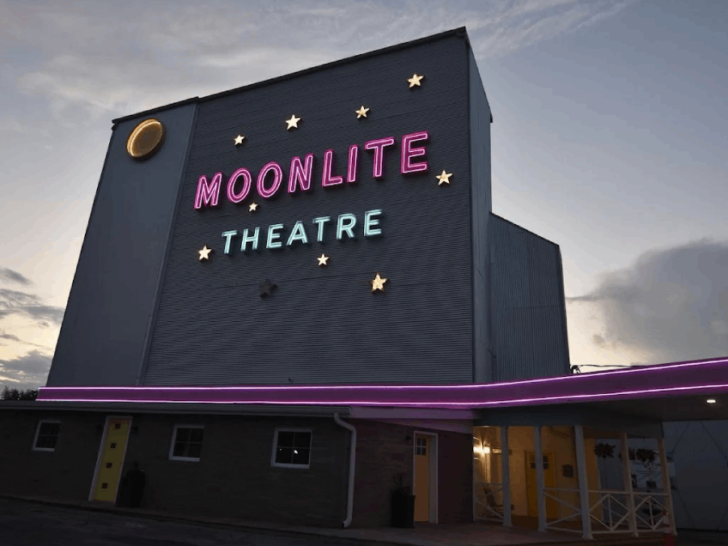 7 Tennessee Drive-In Theaters That Bring Back Old-School Cinema