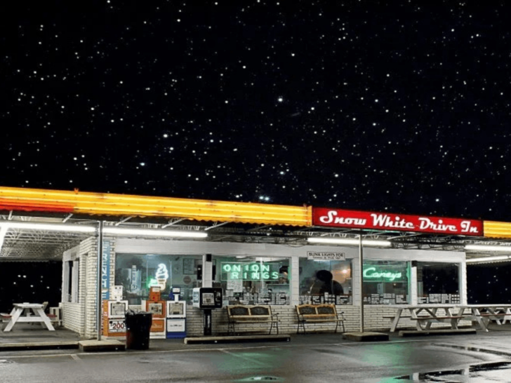 8 Classic Drive-Ins in Tennessee That Still Bring Back Nostalgia