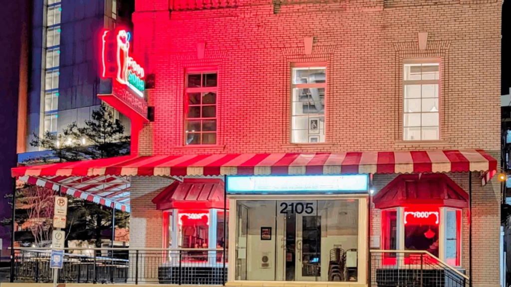 8 Tennessee Restaurants That Shut Down—Then Made an Epic Comeback