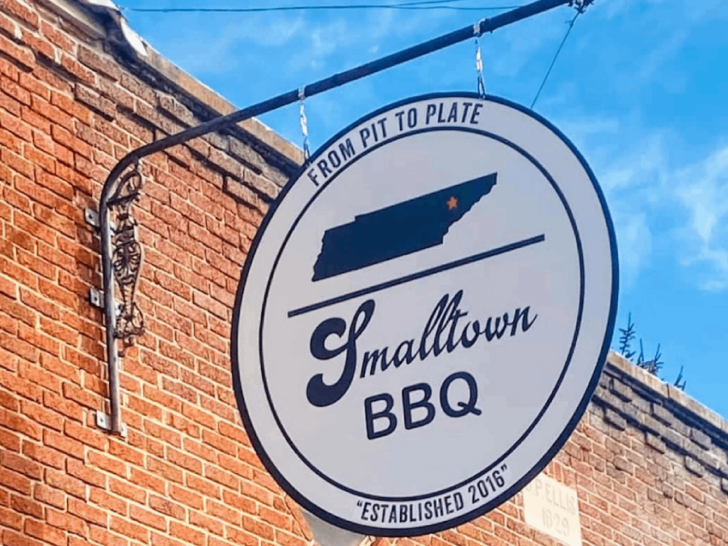 I Drove Tennessee's Backroads for 15 Smokehouses&mdash;10 Were So Good I'd Go Back Tomorrow