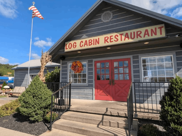 I Ordered Fried Catfish at 13 Tennessee Restaurants—These 8 Were the Real Deal