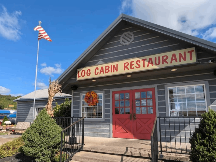 I Traveled Tennessee’s Backroads for 16 Mom-and-Pop Diners—10 Were the Real Southern Deal