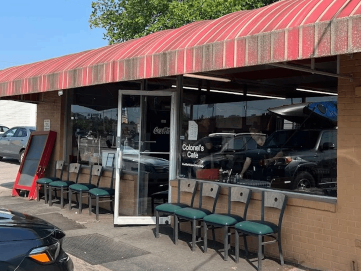 The Front Chairs Tell You Everything: This Tennessee Breakfast Spot Is Worth Waiting For