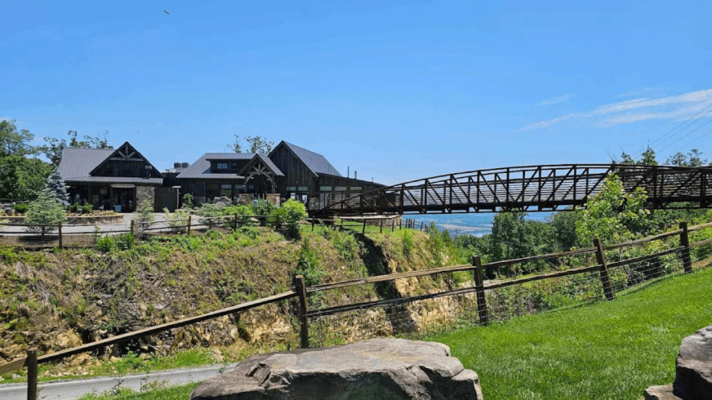 The Tennessee Mountaintop Restaurant Where The Views Are Just As Memorable As The Meal